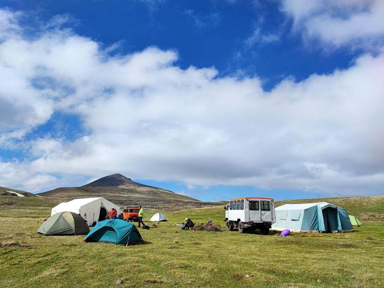 Highland Hostel Jerevan Buitenkant foto