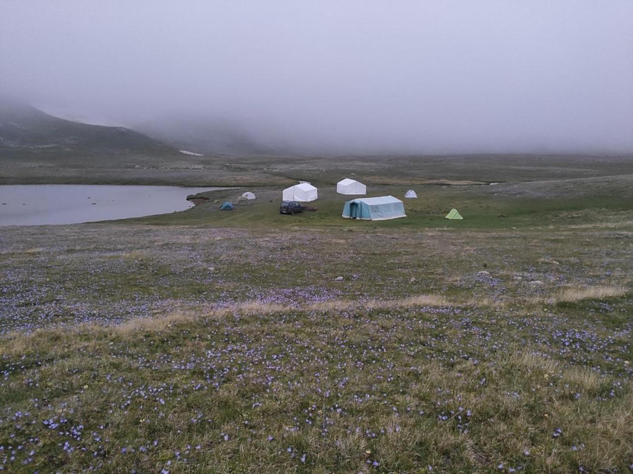 Highland Hostel Jerevan Buitenkant foto