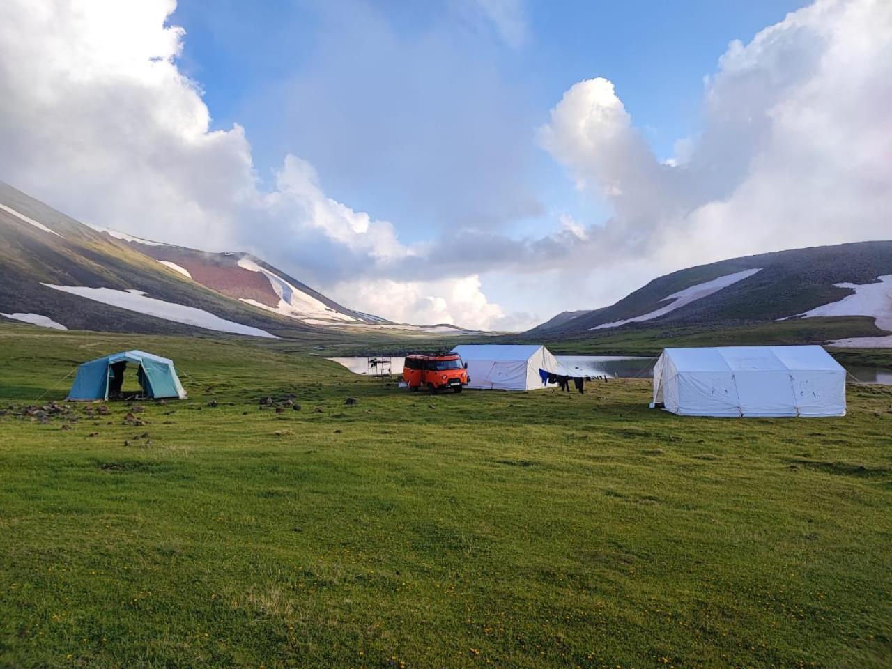 Highland Hostel Jerevan Buitenkant foto