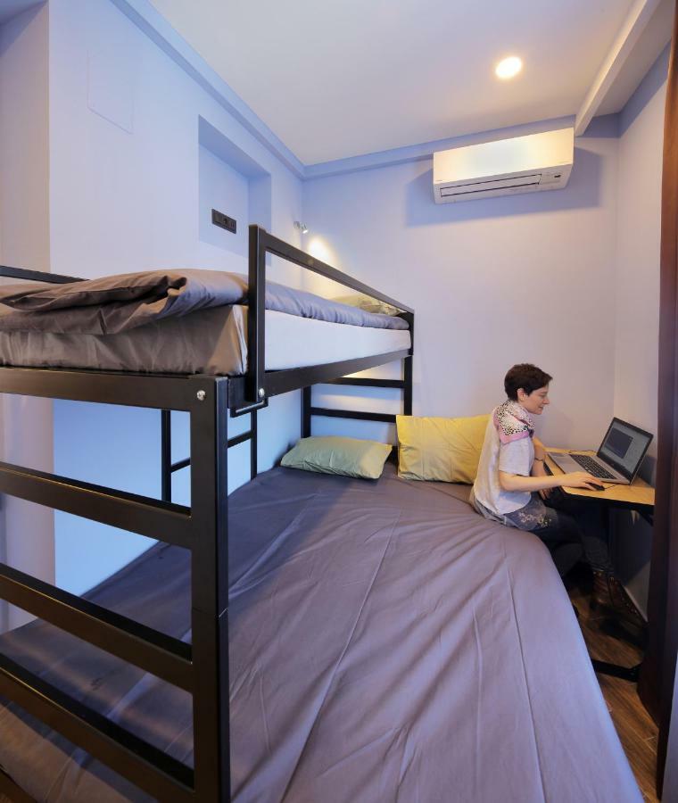 Highland Hostel Jerevan Buitenkant foto